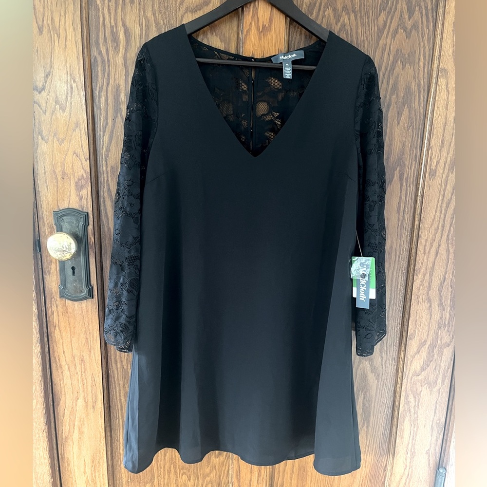 NWT MODCLOTH Black Lavished in Lace Shift Dress Size M